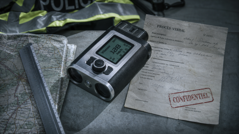 Radar jumelle : prend des photos, distance et contestation